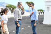 El presidente del Gobierno acompana a los reyes en su visita a La Palma