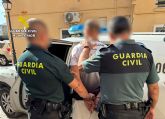 La Guardia Civil detiene en Campos del R�o al presunto autor de varios delitos cometidos en Murcia y Alicante