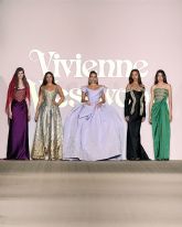 Vivienne Westwood y Stella McCartney se estrenan en la Semana de la Moda de Riad 2025