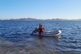 Rescatan a una kitesurfista que no poda salir del Mar Menor