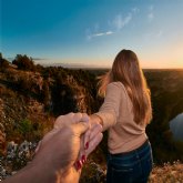 Movistar lanza la campaña #controlarnoesamar para alertar de los riesgos del 'cibercontrol'