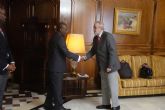 El embajador de Haití pide un acuerdo de cooperación académica y universitaria