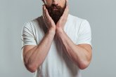 La alopecia de barba: un problema estético cada vez más común entre los hombres