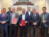 El Ayuntamiento de Lorca recibe del Colegio de Economistas un informe que recoge las potencialidades industriales del municipio