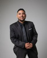 Dr. Adri�n Donado advierte sobre los riesgos de un mal diseno de sonrisa y resalta la importancia del criterio �tico y est�tico del profesional