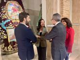 La consejera de Turismo visita la sede del Paso Azul para conocer la evoluci�n de sus nuevos proyectos patrimoniales
