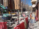 IU-Verdes Lorca traslada las quejas de vecinos y comerciantes de Alameda de Cervantes por la lentitud de las obras