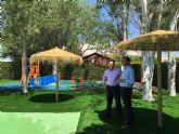 La piscina municipal estrena parque infantil
