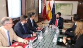 Lpez Miras recibe al rector de la Universidad de Murcia para abordar nuevos proyectos de cara al curso 2019-2020