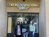 NNGG entrega un cheque con el dinero recaudado en la ruta solidaria del octubre joven al Centro Ocupacional Urci