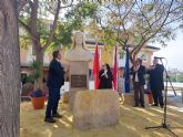 El Ayuntamiento instala una escultura en el Jardín del carril de Caballero en recuerdo a la Beata Piedad de la Cruz