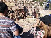 La prxima visita teatralizada al yacimiento de La Bastida de Totana ser el sbado 13 de abril, en dos turnos matinales