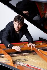 Francesco Tristano pondr el broche final a la jornada EmpleARTE 2025: la tecnologa al servicio del artista