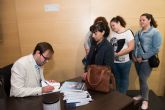 El autor mazarronero Javier Hervs presenta su poemario 'El fantasma de tu abrazo'