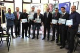 Los creadores de un sensor para vehculos, un juego de ftbol para mvil y un centro de I+D+i reciben los premios Emprendedor del mes