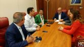 MC Cartagena explica a los empresarios la frmula para garantizar la conexin del Puerto, el AVE y la ZAL