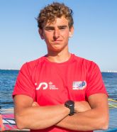 El deportista alicantino José Santos ganó con solvencia la prueba final del Campeonato de Europa de Vela de la modalidad de Slalom