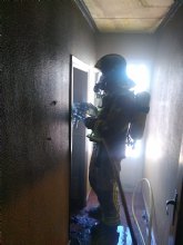 Bomberos CEIS apagan incendio vivienda en Yecla
