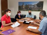Los hosteleros y Podemos exigen ayudas para los afectados por la crisis de Mar Menor