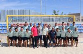Las selecciones espa�olas masculina y femenina de f�tbol playa entrenan en Mazarr�n esta semana