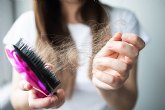 Cada del cabello estacional: cmo diferenciarla de un problema mayor