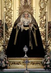 La titular mariana de la hermandad de vera-cruz la Virgen de las Angustias de Alcalá del Río (Sevilla) vestida de luto