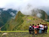 Un 30% de la población joven en España elige explorar destinos como Perú, Marruecos e Islandia esta primavera