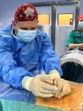 El Rafael Méndez de Lorca realiza una técnica pionera en la Región para paliar el dolor crónico por hernias discales y lumbares