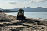 El Ayuntamiento trabaja en las playas de Cartagena para reparar los danos causados por las lluvias