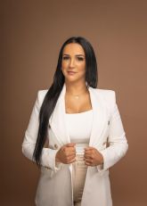 Karla Vel�squez anuncia intento de R�cord Guinness que reunir� a especialistas en cejas para realizar aplicaciones de henna en ocho horas