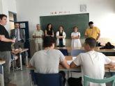 La consejera Adela Martnez-Cach visita el centro educativo juvenil 'Las Moreras'