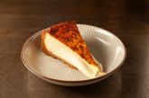 Homenaje a la tarta de queso en fellina, el restaurante de moda de la capital