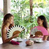 Island Whisper ampl�a su estudio de abanicos de lujo personalizados y lanza Atelier para hoteles, eventos y marcas