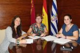 Ayuntamiento de Jumilla y Asociacin 4 Patas firman convenio de colaboracin por 38.000 euros