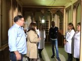 La Concejalía de Desarrollo Local comienza el montaje de la histórica farmacia lorquina de Sala Just en el Palacio de Guevara