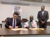 San Javier y Ar Mbara (Mauritania) formalizan su hermanamiento en el Ayuntamiento de San Javier