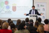 López Miras reconoce 'el esfuerzo y la superación' de la primera promoción de graduados en FP con discapacidad intelectual