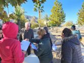Los 63 nuevos usuarios de los Huertos de Ocio toman posesin de sus parcelas tras formarse en cultivos ecolgicos