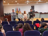 El alcalde recibe a los alumnos de 2 de Primaria de El Recuerdo, en el saln de plenos del Ayuntamiento