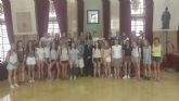 Una treintena de alumnos del instituto londinense Putney High School visita Murcia