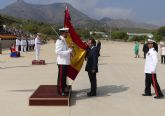 El consejero de Presidencia jura bandera en la Escuela de Infantería de Marina ´General Albacete y Fuster´