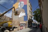 Arte urbano en La Mar de Músicas en homenaje a Paco Martín, con la pieza de los portugueses Frederico Draw y Rodrigo Contra