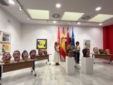 La Feria de Murcia suma a Pepa Aniorte y Carlos Santos a su familia de cabezudos