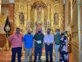 D. Antonio Martínez Olmedo ha querido donar un boche de oro y piedras preciosas a la Virgen de las Angustia