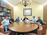 El presidente de la CHS mantiene una reunión de trabajo con representantes de la Comunidad de Regantes de la acequia de Rotas