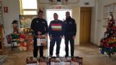 Policía Local entrega de 18 lotes de productos Navideños a tres entidades sociales del municipio