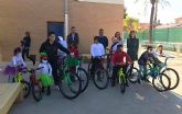 Entregadas las 98 bicicletas para los ganadores del concurso escolar de la EDUSI por una movilidad más sostenible