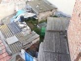 PSOE: 'Vecinos de la calle Crdoba conviven con ratas, amianto, insectos y olores a animales muertos procedentes de un solar abandonado'