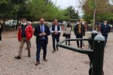 El Ayuntamiento de Lorca lleva a cabo mejoras en el Parque de El Consejero que cuenta con juegos biosaludables e infantiles y una nueva zona de arbolado