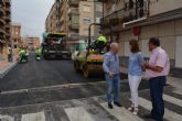 La alcaldesa y el edil de Urbanismo supervisan las obras del Plan de Obras y Servicios de la calle Federico Chueca y adyacentes
